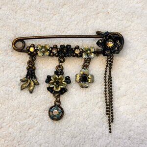 Vintage safety pin flower brooch